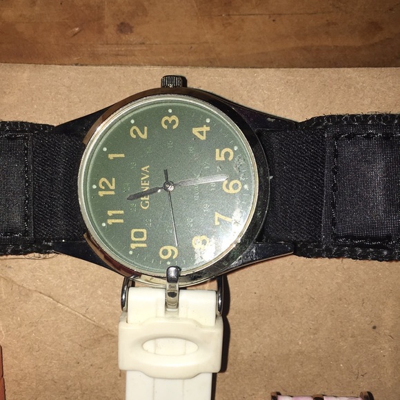 Watch lot 11 watches untested reuse fix recycle craft - Picture 8 of 8